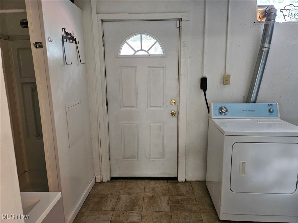 1047 Terrell Drive Akron OH 44313