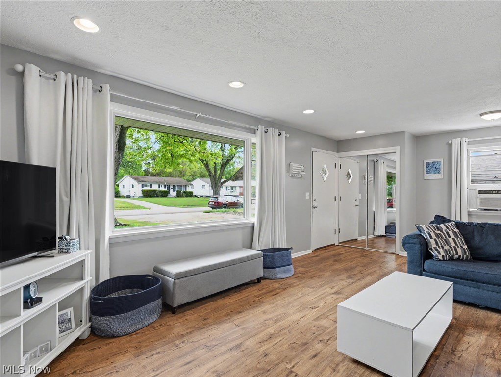 1140 Valley Drive NW North Canton OH 44720