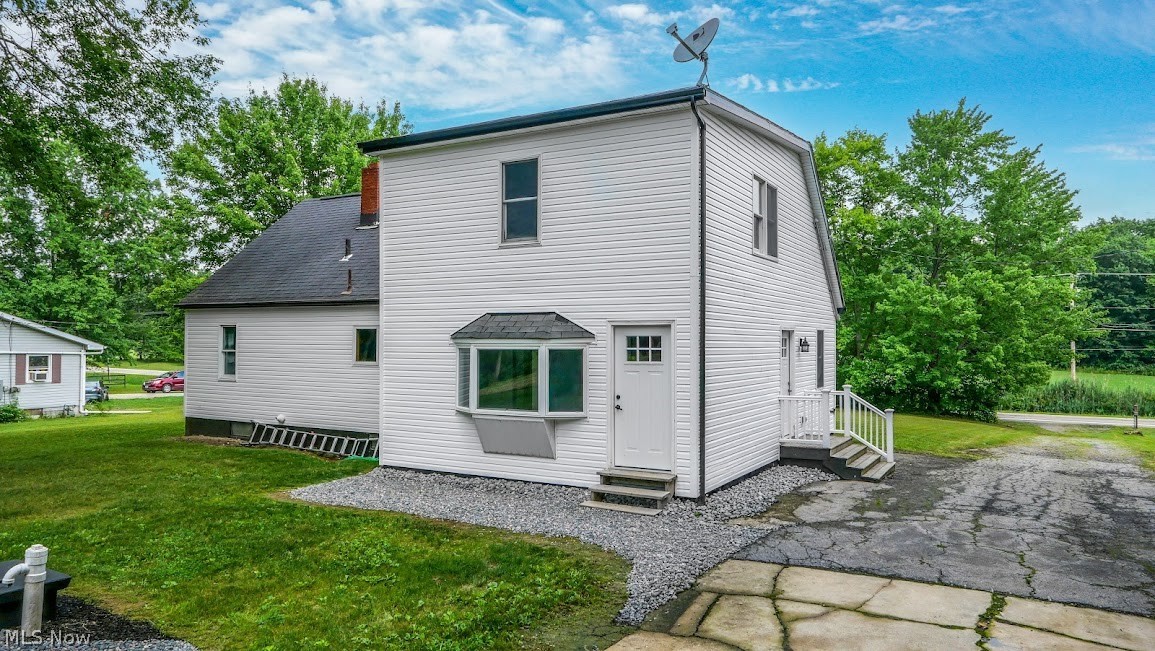 4229 State Route 305 Southington OH 44470