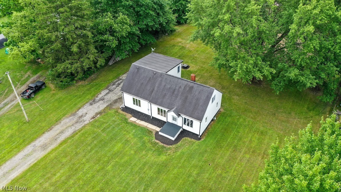 4229 State Route 305 Southington OH 44470