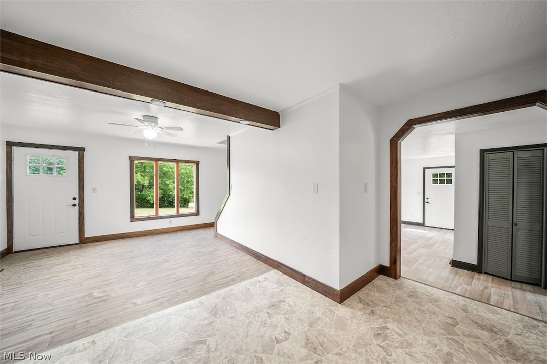 4229 State Route 305 Southington OH 44470