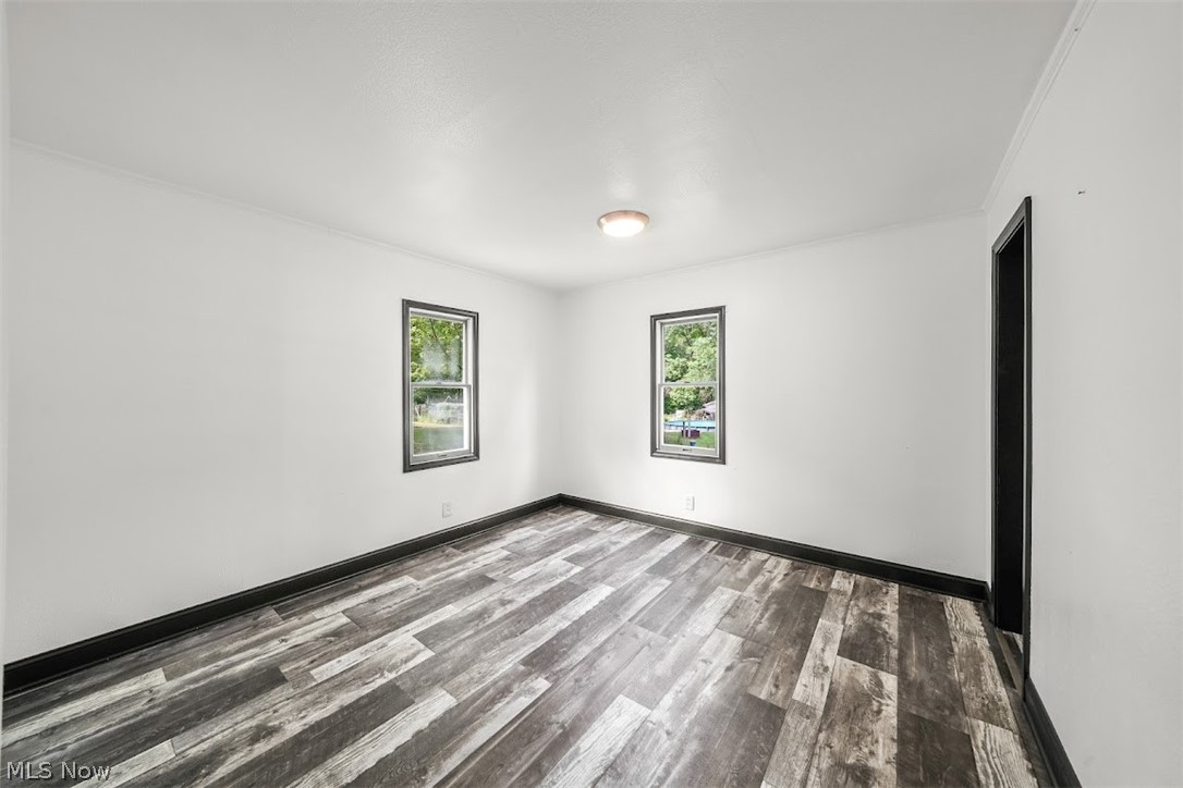 4229 State Route 305 Southington OH 44470