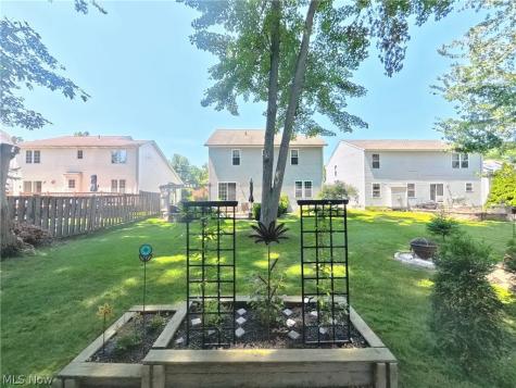 215 Grand Haven Court Painesville OH 44077