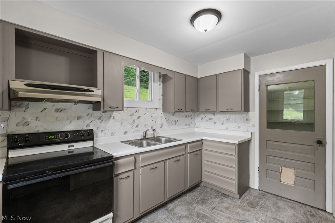 55138 Colerain Pike Martins Ferry OH 43935