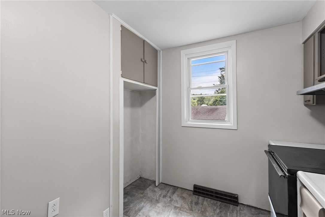 55138 Colerain Pike Martins Ferry OH 43935
