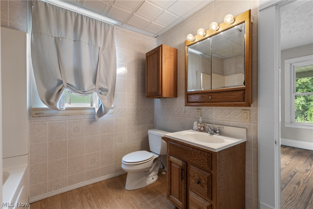 55138 Colerain Pike Martins Ferry OH 43935