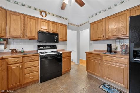 467 Green Meadow Drive Tallmadge OH 44278