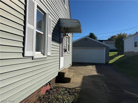 1508 33rd Street NE Canton OH 44714