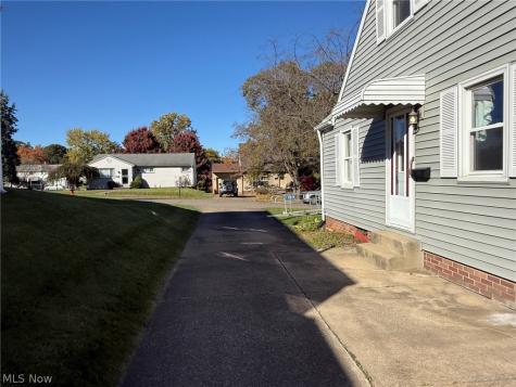 1508 33rd Street NE Canton OH 44714