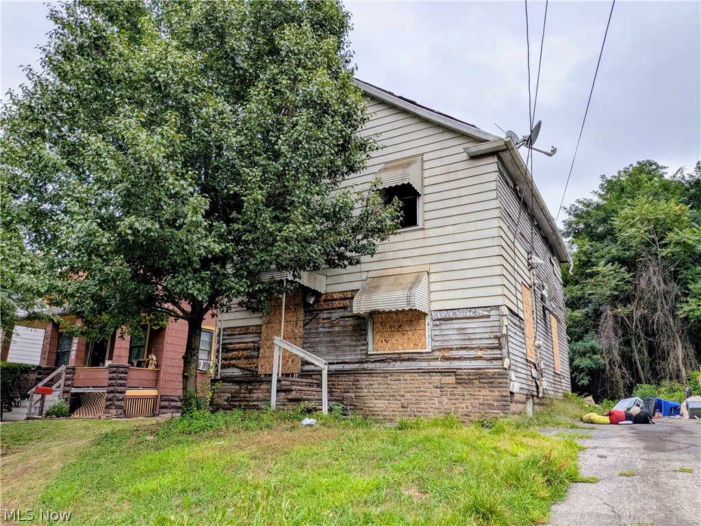 4133 E 59th Street Cuyahoga Heights OH 44105