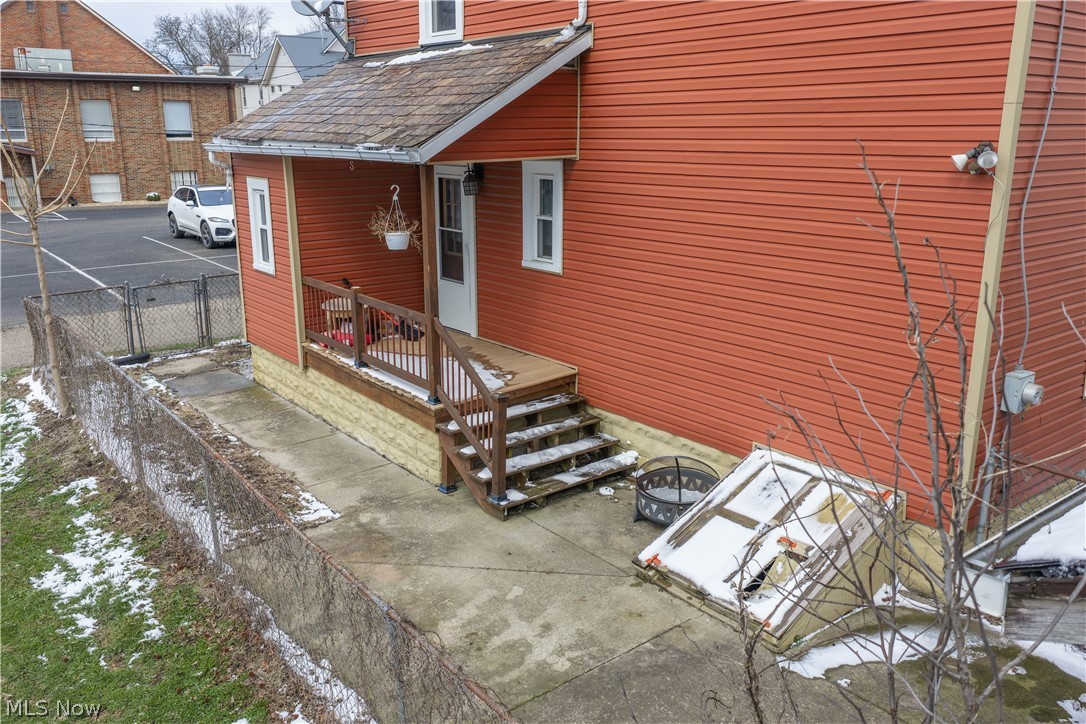 214 Poplar Street Dover OH 44622