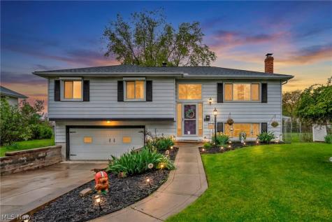 36729 Lakehurst Drive Eastlake OH 44095