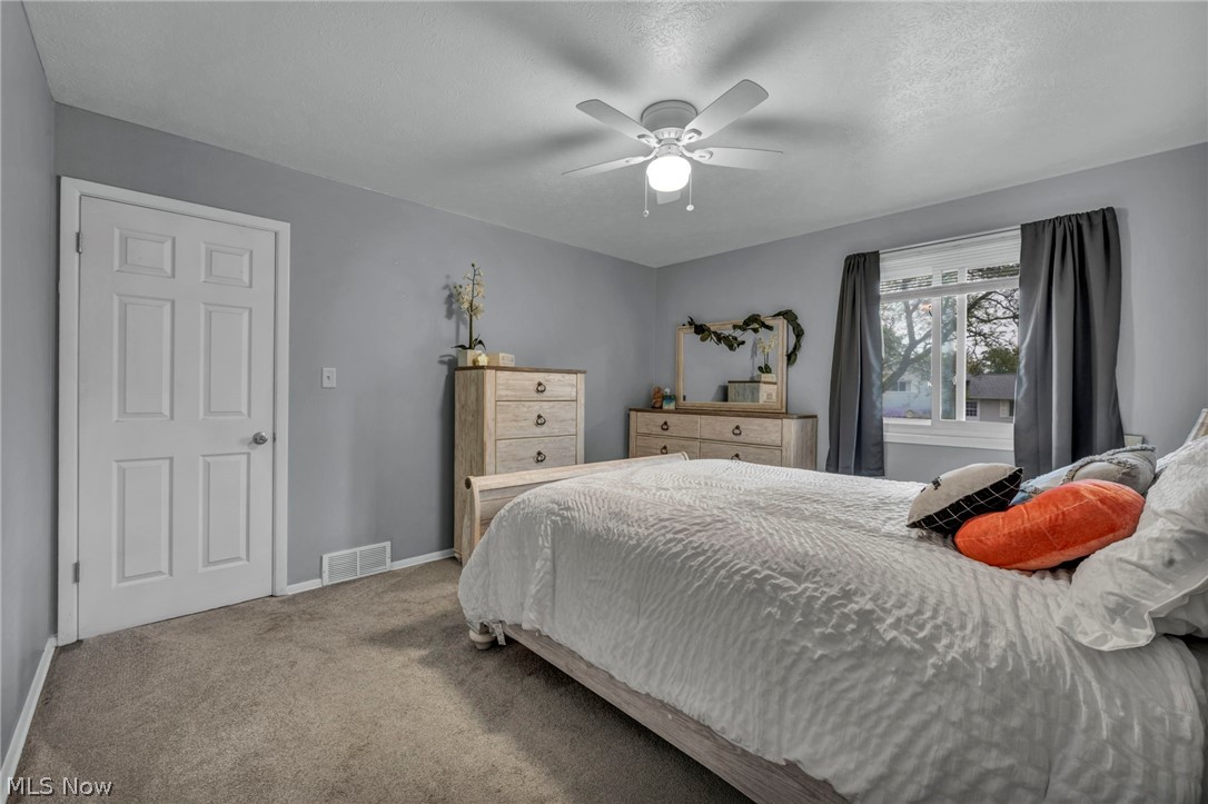 36729 Lakehurst Drive Eastlake OH 44095