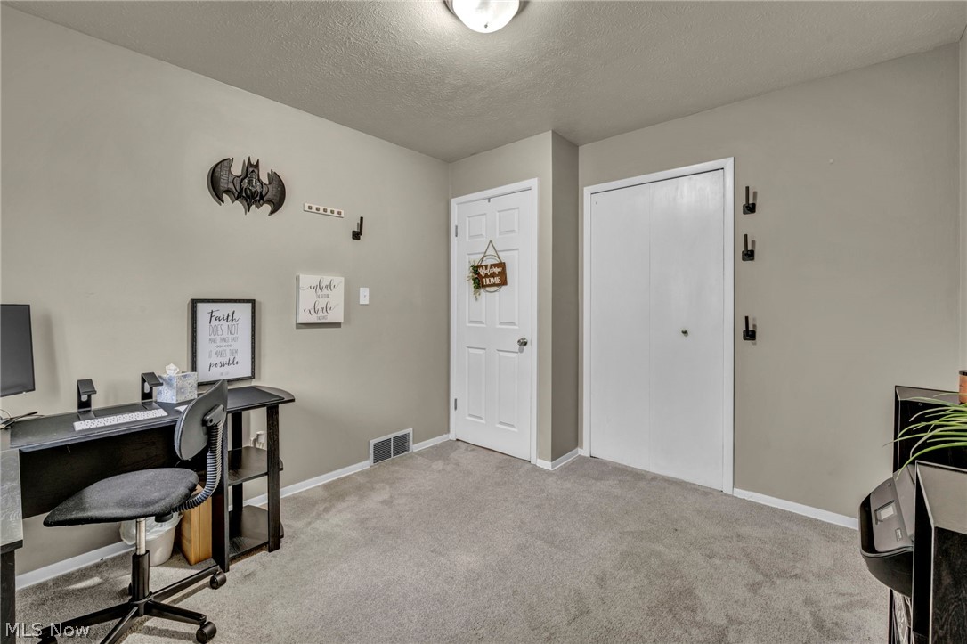 36729 Lakehurst Drive Eastlake OH 44095
