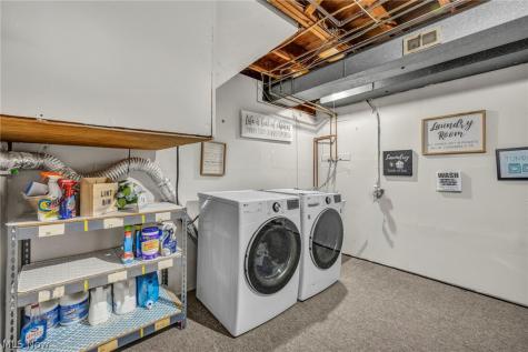 36729 Lakehurst Drive Eastlake OH 44095