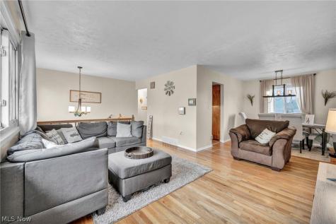 36729 Lakehurst Drive Eastlake OH 44095
