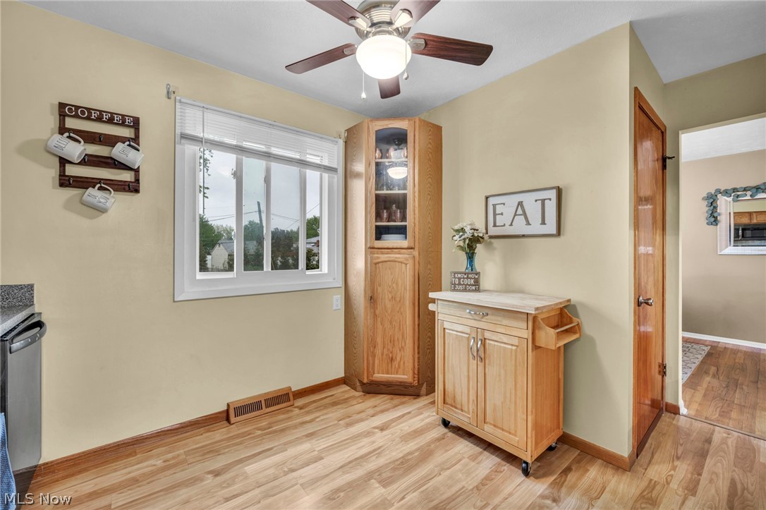 36729 Lakehurst Drive Eastlake OH 44095