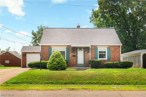 3008 Helen Place NW Canton OH 44708