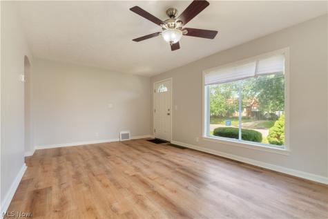 3008 Helen Place NW Canton OH 44708