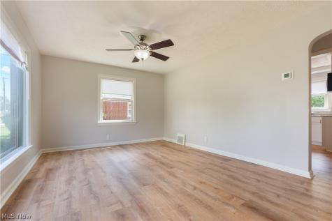 3008 Helen Place NW Canton OH 44708