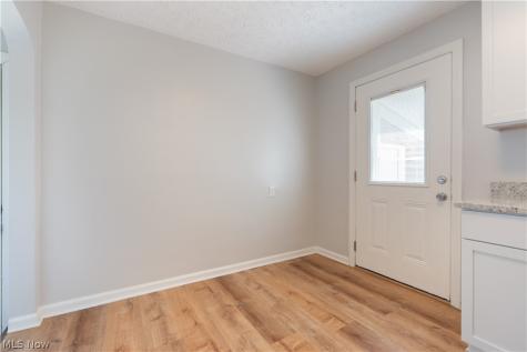 3008 Helen Place NW Canton OH 44708