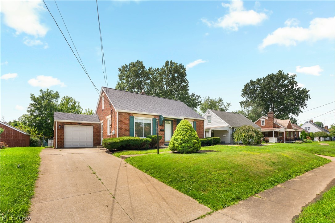 3008 Helen Place NW Canton OH 44708