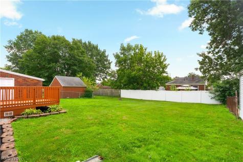 3008 Helen Place NW Canton OH 44708