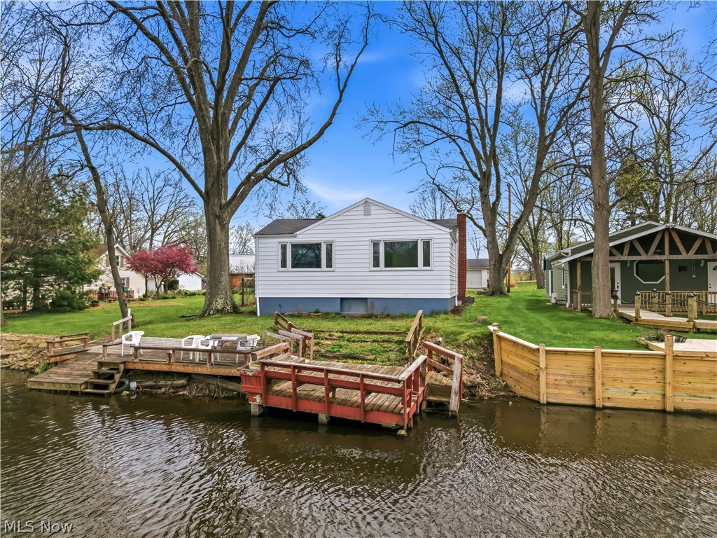 27268 Lakeside Drive Beloit OH 44609