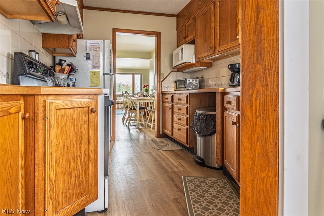 27268 Lakeside Drive Beloit OH 44609
