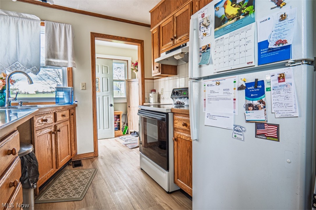 27268 Lakeside Drive Beloit OH 44609