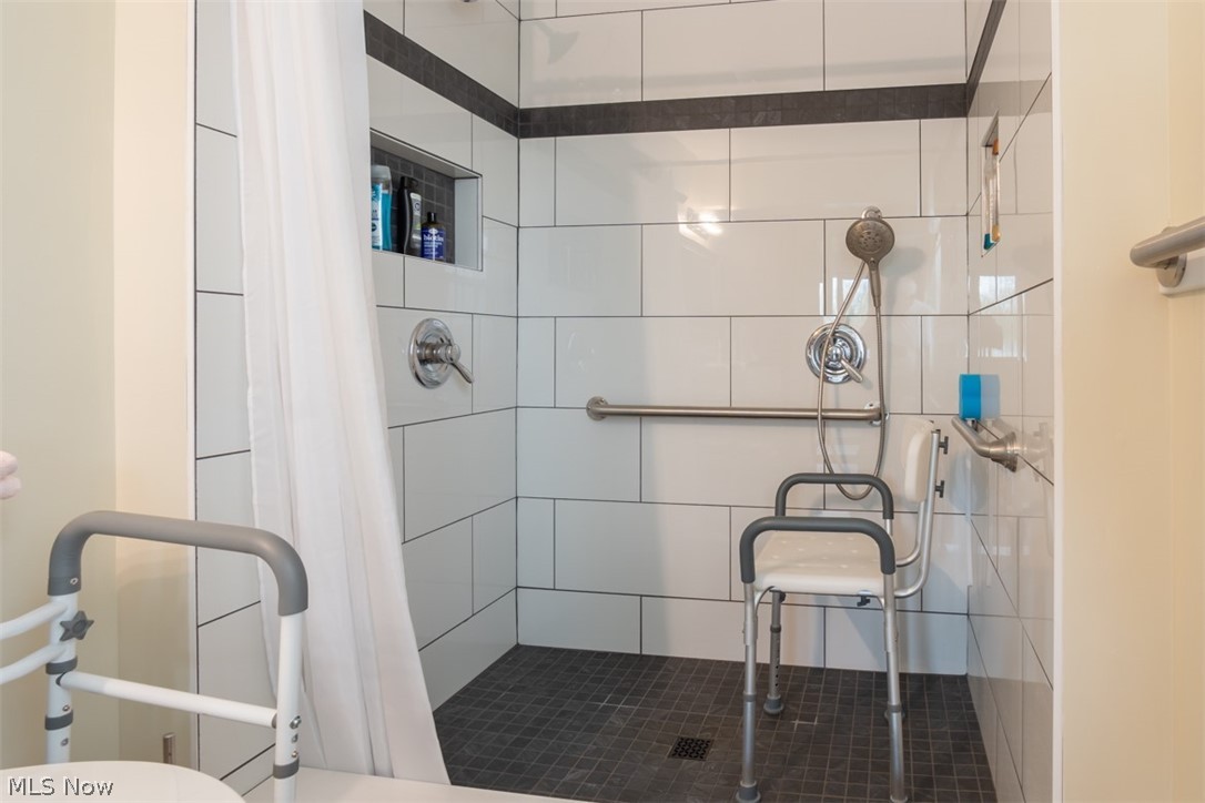 27268 Lakeside Drive Beloit OH 44609