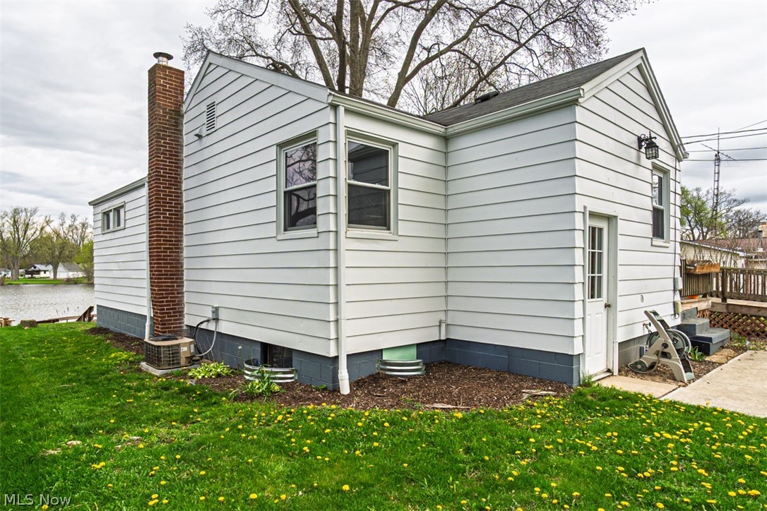 27268 Lakeside Drive Beloit OH 44609