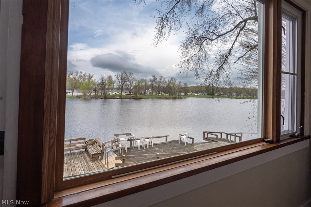 27268 Lakeside Drive Beloit OH 44609