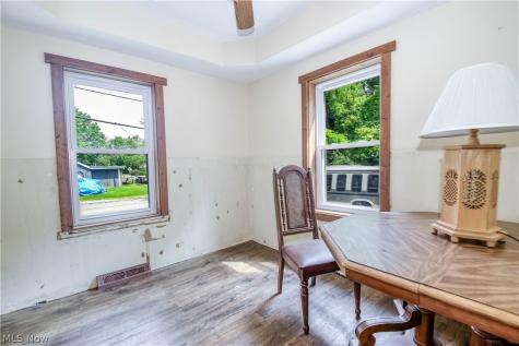 128 Kenilworth Avenue Painesville OH 44077