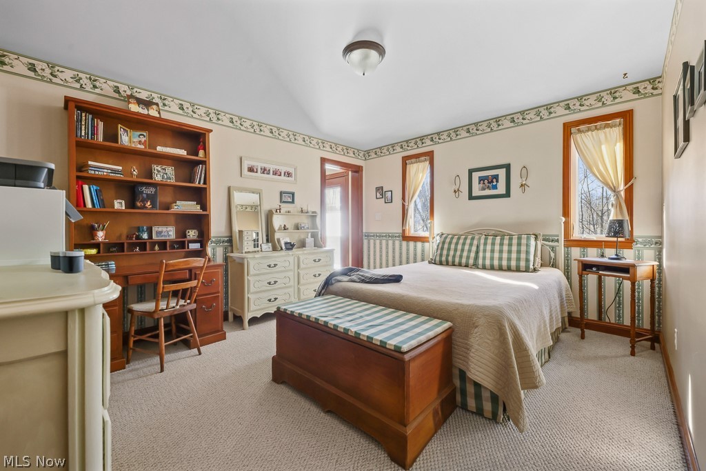 6122 Frederick Avenue NE Alliance OH 44601