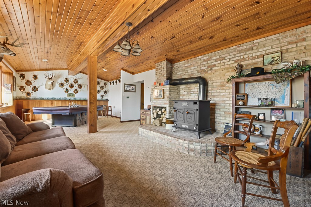 6122 Frederick Avenue NE Alliance OH 44601