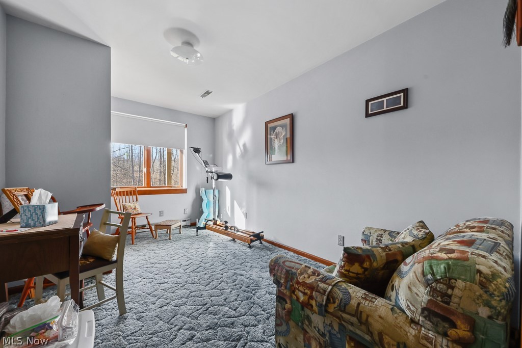 6122 Frederick Avenue NE Alliance OH 44601
