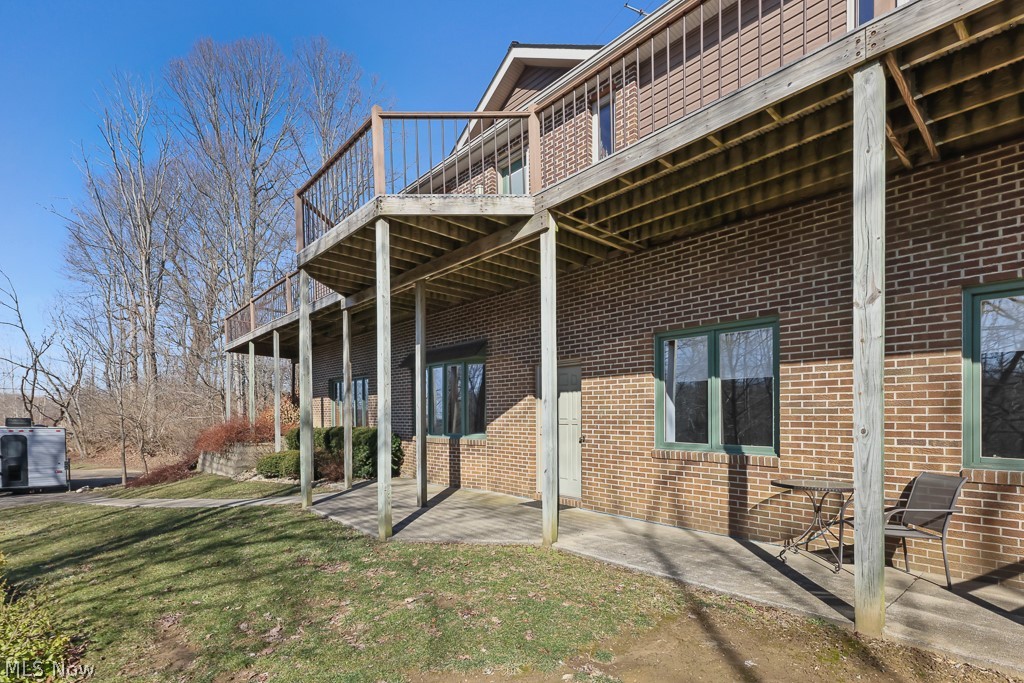 6122 Frederick Avenue NE Alliance OH 44601