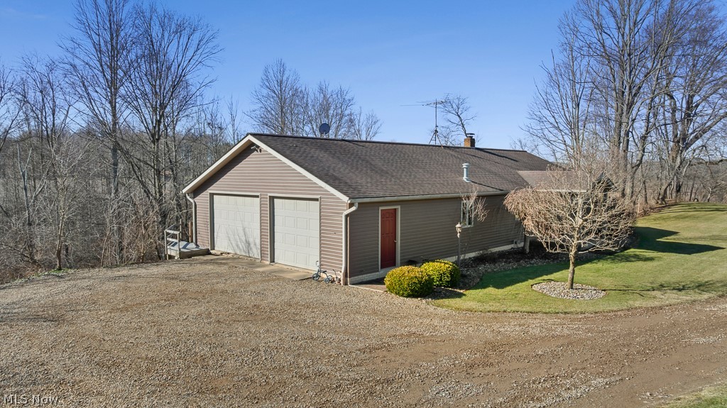 6122 Frederick Avenue NE Alliance OH 44601