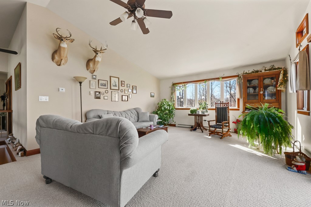 6122 Frederick Avenue NE Alliance OH 44601