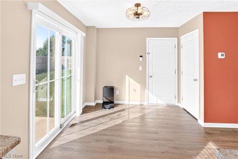 106 Preserve Circle Amherst OH 44001