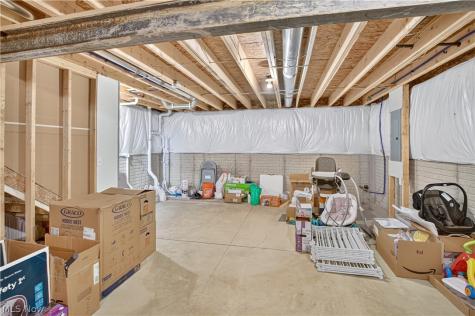 106 Preserve Circle Amherst OH 44001