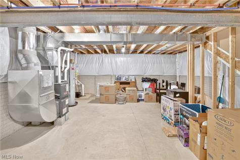 106 Preserve Circle Amherst OH 44001