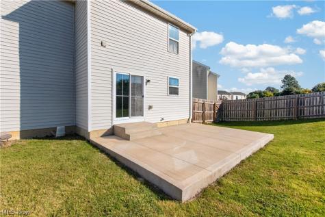 106 Preserve Circle Amherst OH 44001