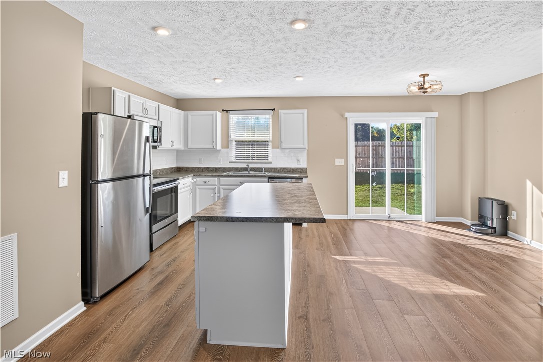 106 Preserve Circle Amherst OH 44001