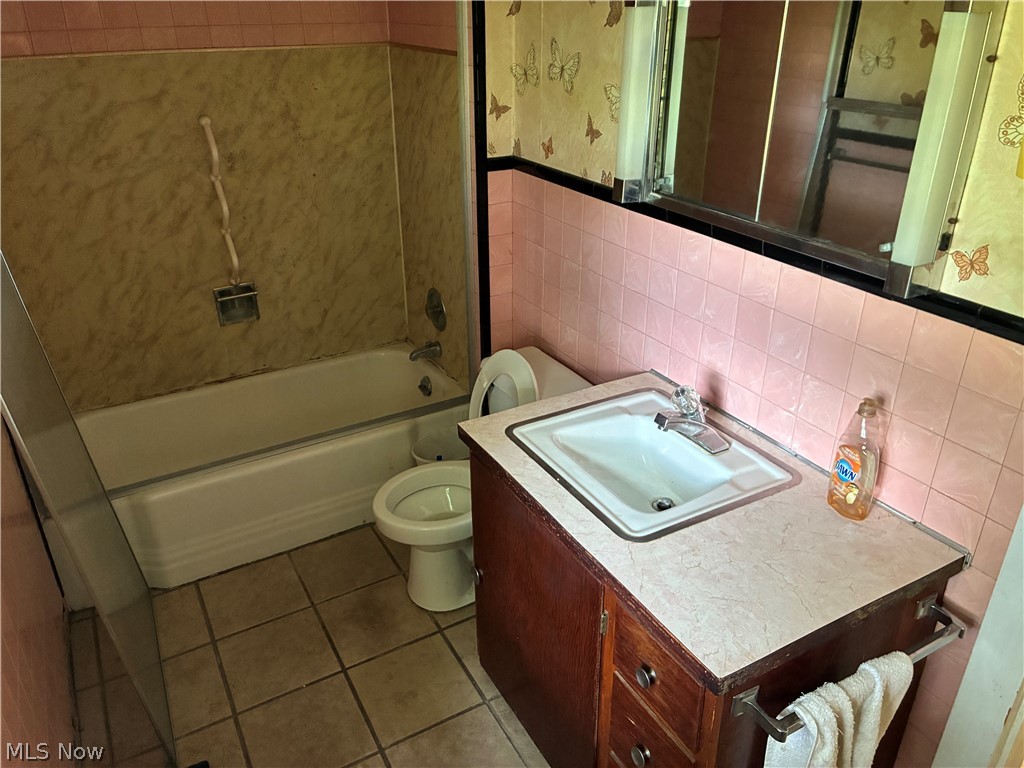 12327 N Palmyra Road North Jackson OH 44451
