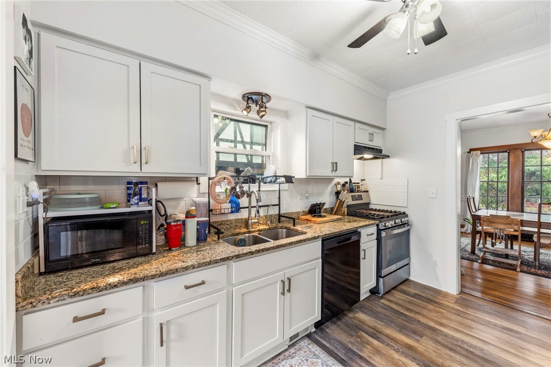 3172 Warrington Road Shaker Heights OH 44120