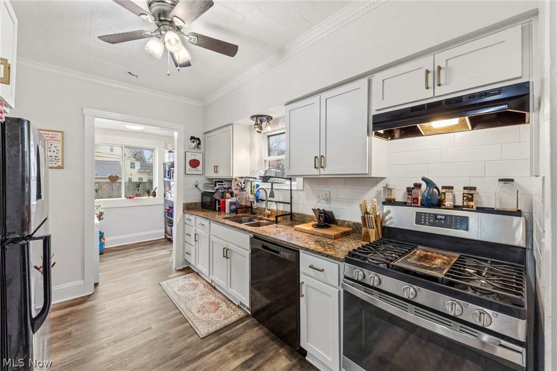 3172 Warrington Road Shaker Heights OH 44120
