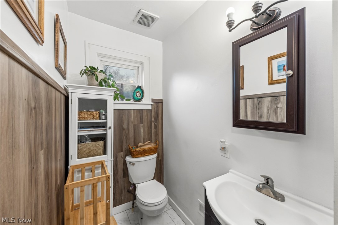 3172 Warrington Road Shaker Heights OH 44120