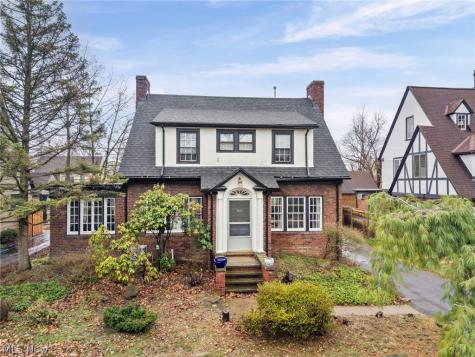 3172 Warrington Road Shaker Heights OH 44120